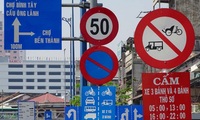 BIỂN BÁO GIAO THÔNG