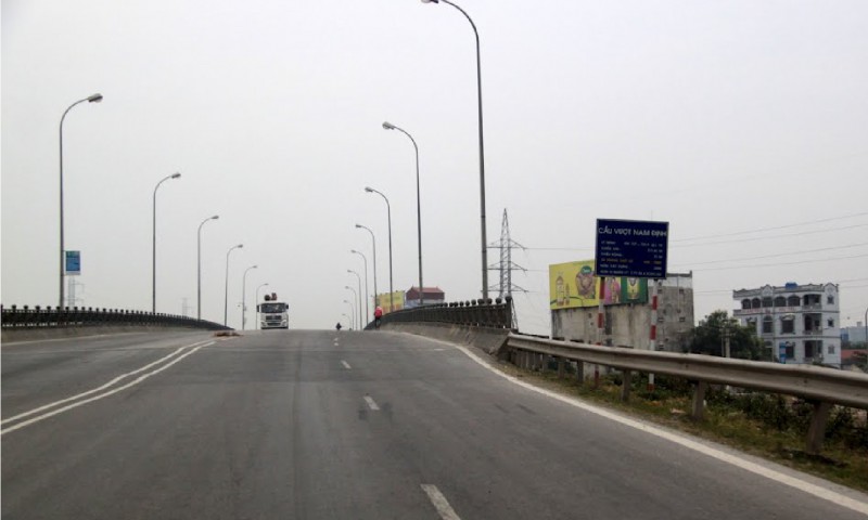 TÔN SÓNG HỘ LAN