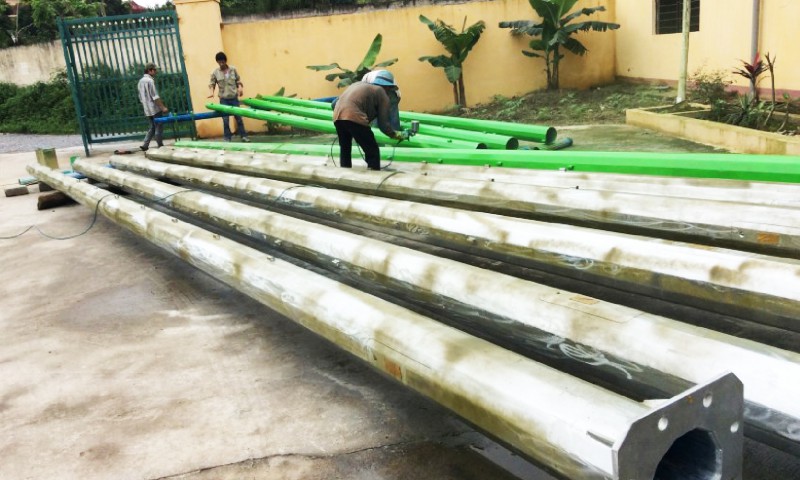 TRỤ ĐÈN